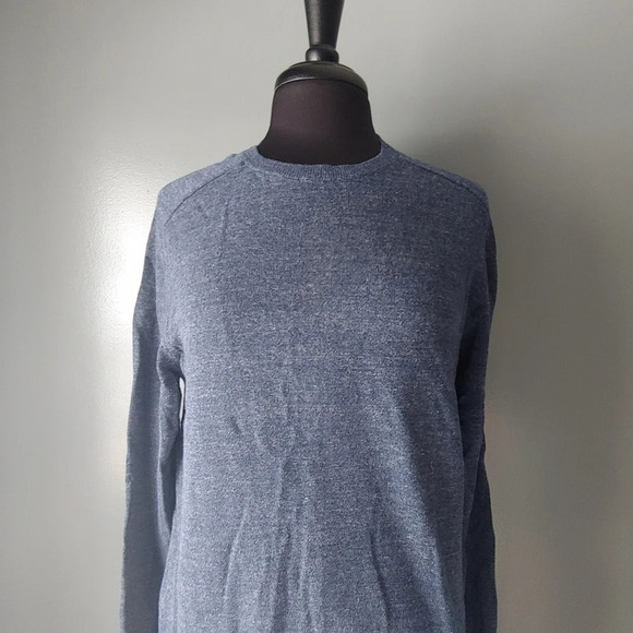 Van Heusen Men's Crewneck Sweater - Picture 2 of 3